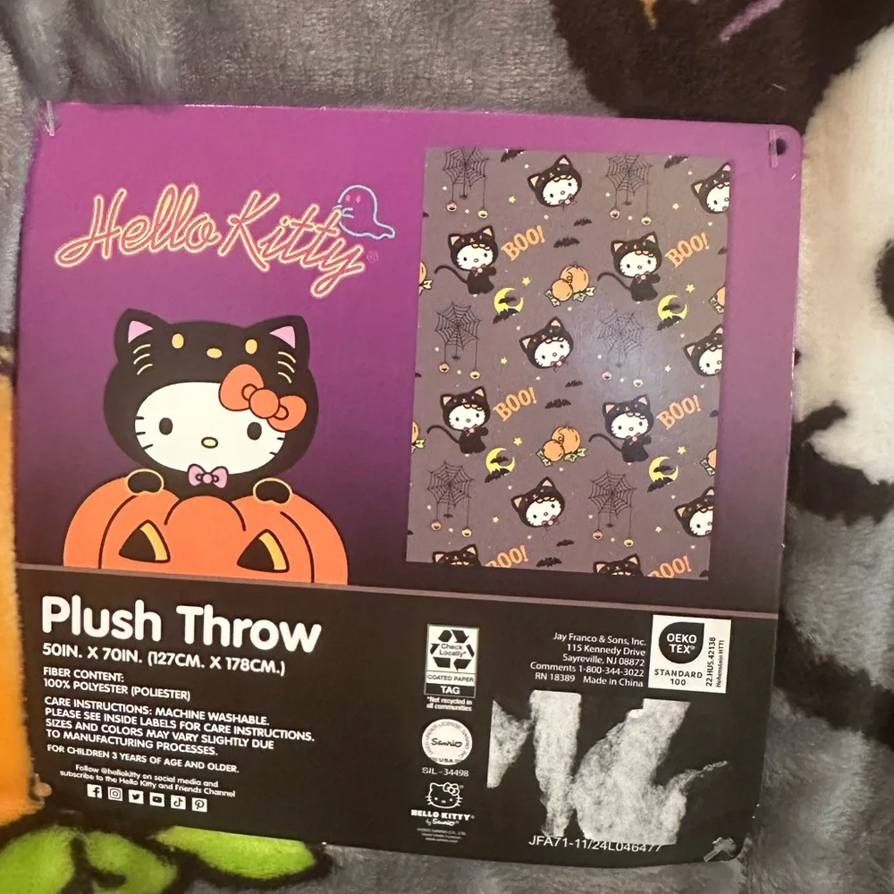 Hello Kitty Halloween Blanket Throw Bundle